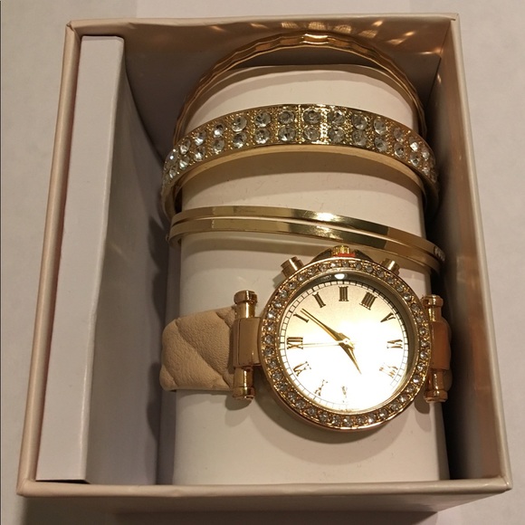 Gold Colored Watch with Jewels - Picture 3 of 6